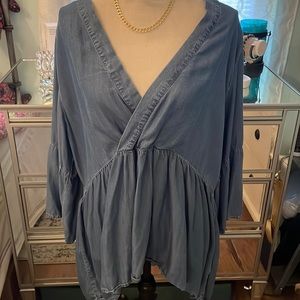 Laurie Felt XL oversized denim’ tunic w/deep V-neck & empire waist. Perfect cond